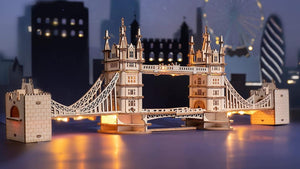 London Bridge en puzzle 3d éclairé la nuit
